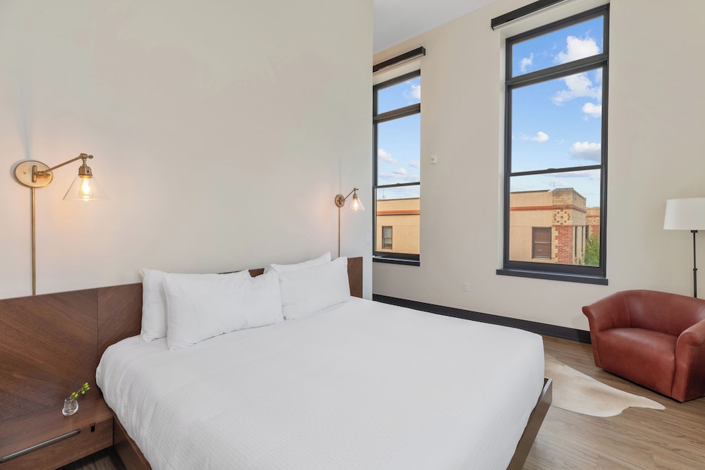 Executive Room, 1 King Bed photo 2