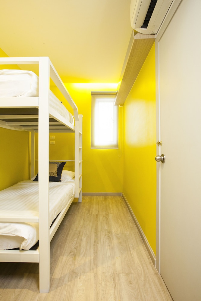 Exclusive Bunk Bed (Private Bathroom) photo 1