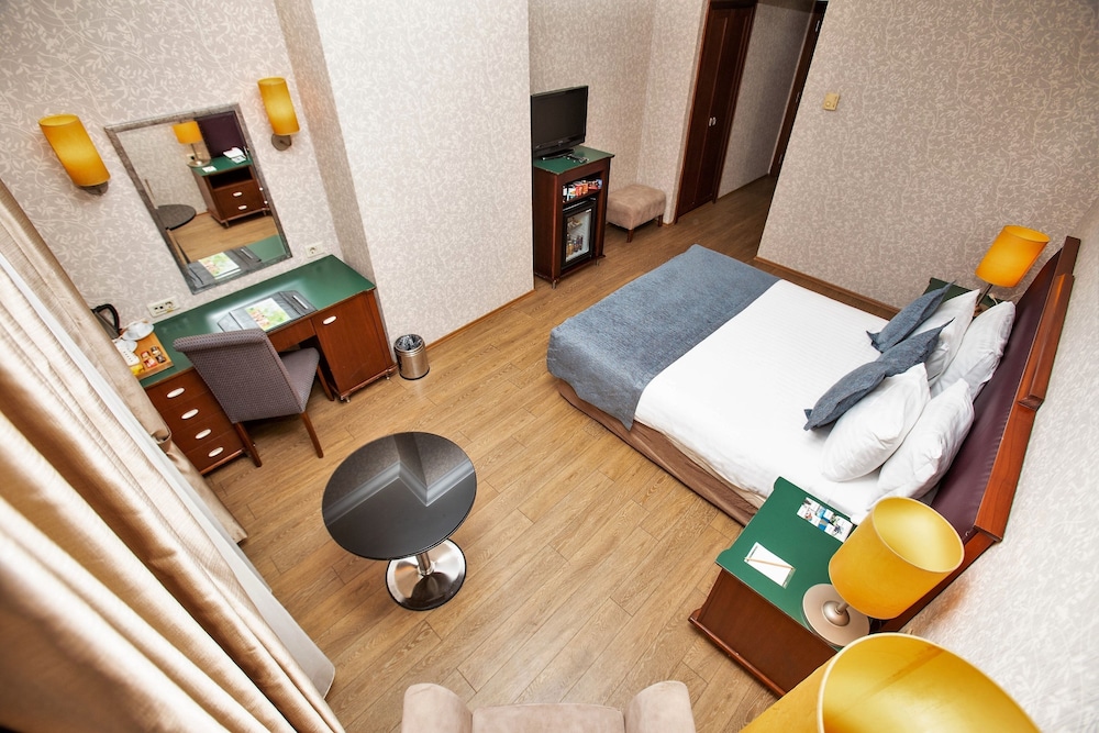 Standard Double Room photo 2