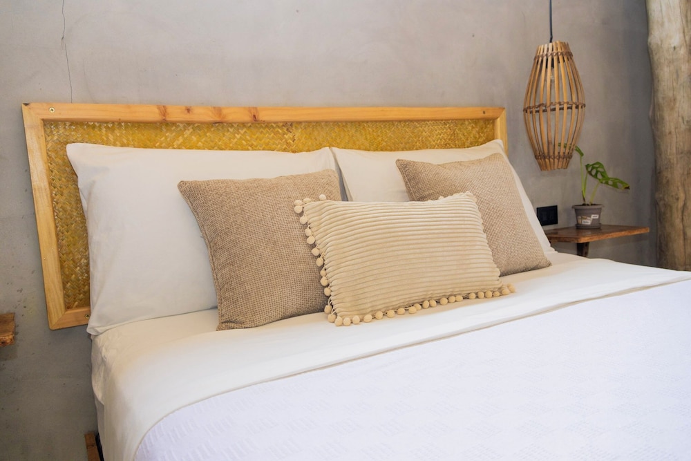 Deluxe Room, Garden View