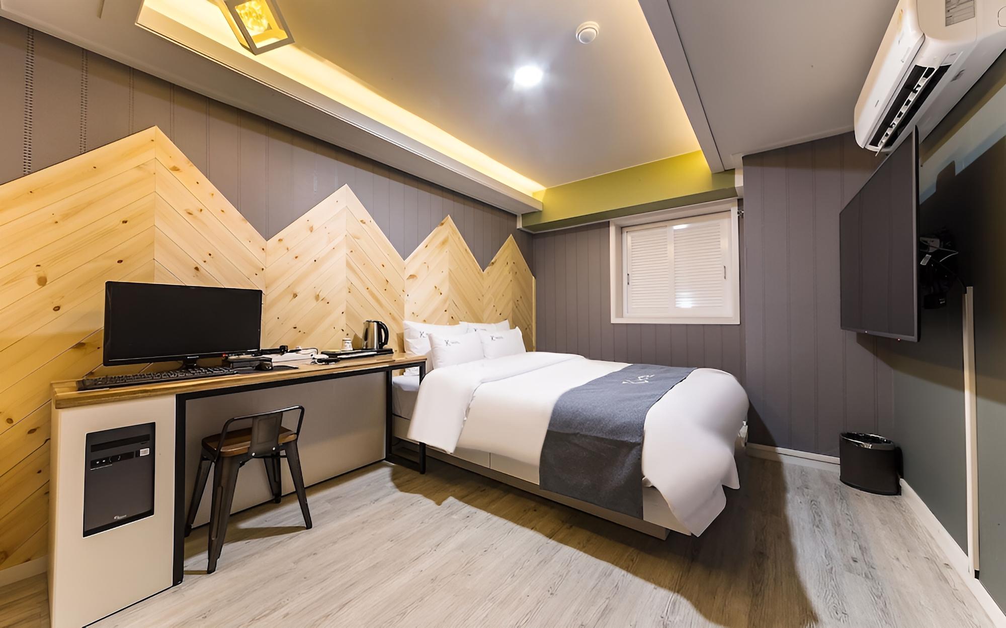 Room (Standard Room) - Photo 4