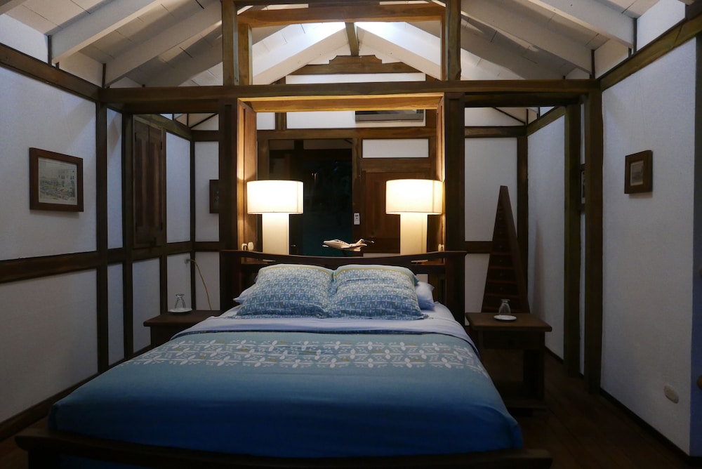 Classic Double Room, 1 Queen Bed, Ocean View (Vietnam) photo 2