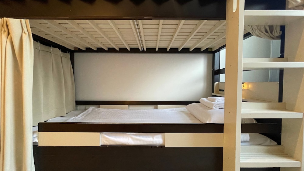 [Shared Bathroom] Female Only Shared Dormitory (4 Bedrooms) thumbnail 6