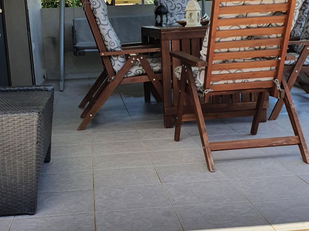Villa photo 2