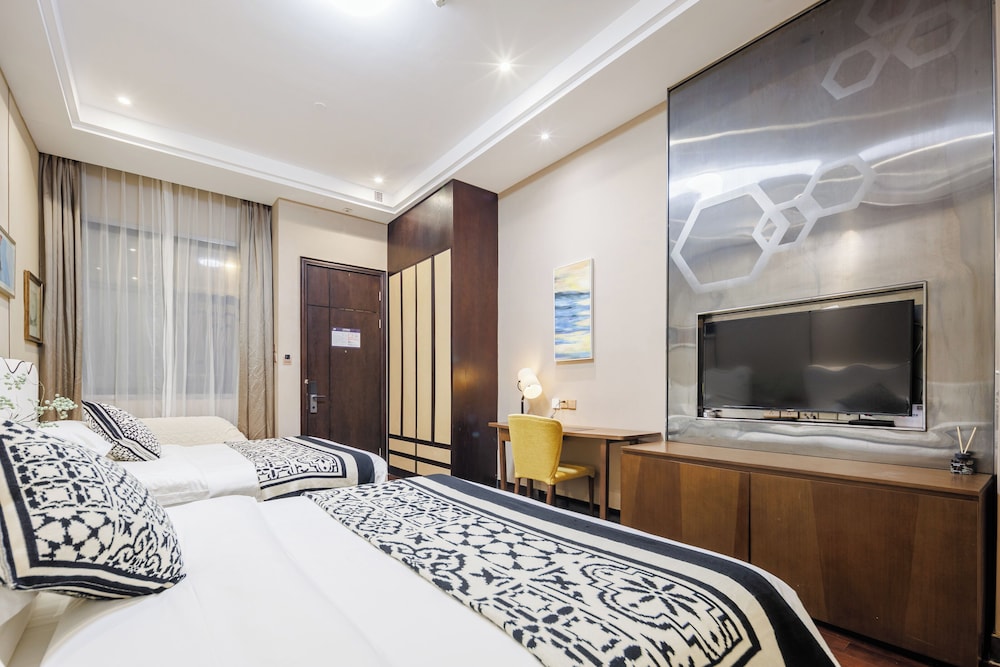Family Twin Room