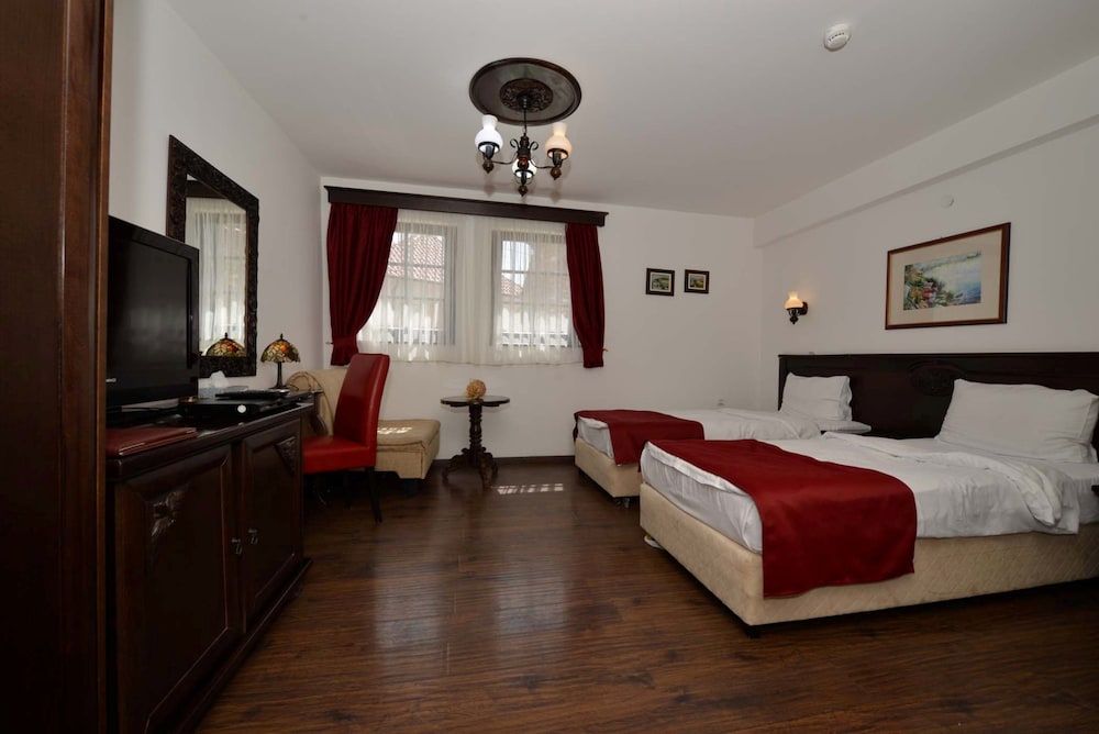 Economy Double Room