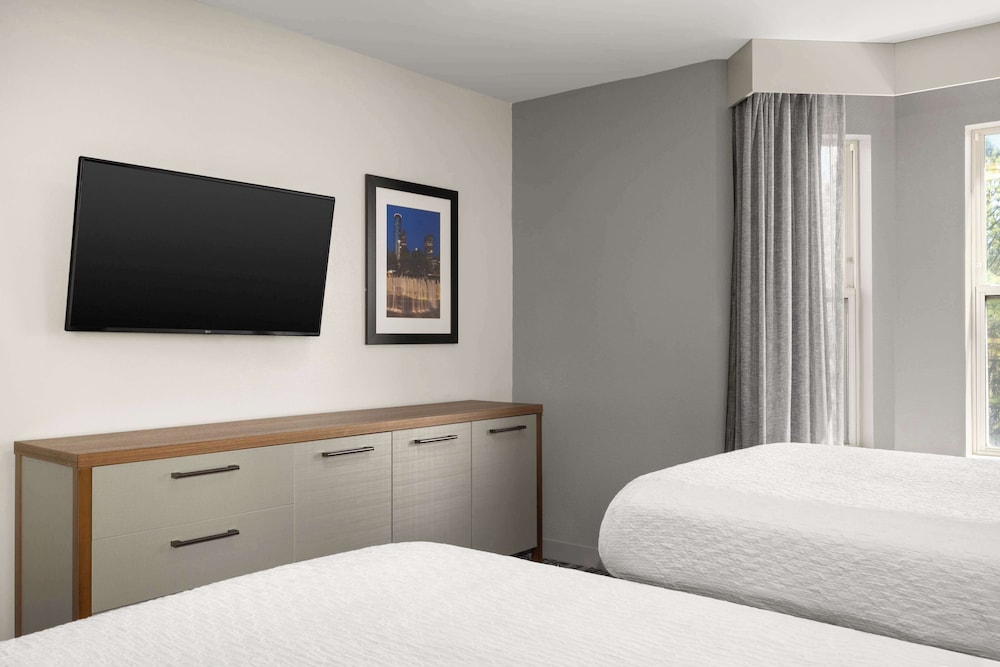 Suite, 2 Double Beds, With Balcony photo 3