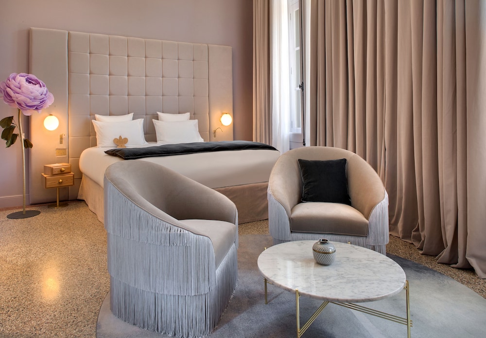 Superior Double Room - Photo 1
