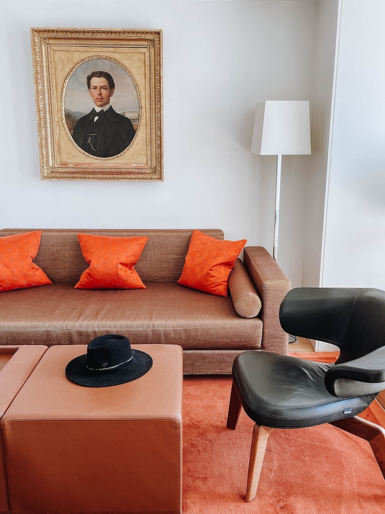 Eiffel Suite photo 3
