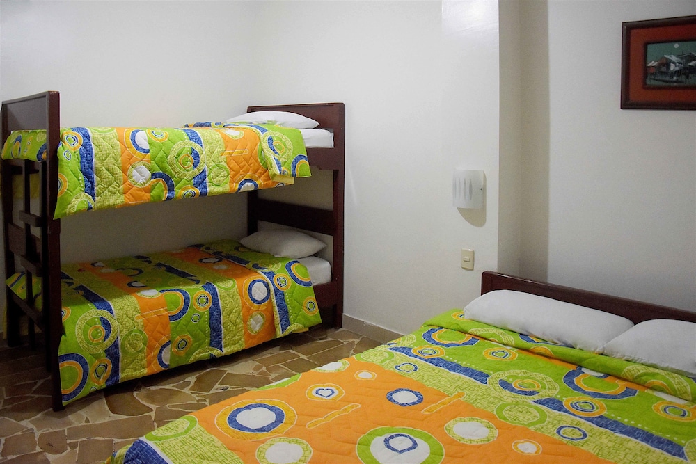 Family Triple Room photo 2
