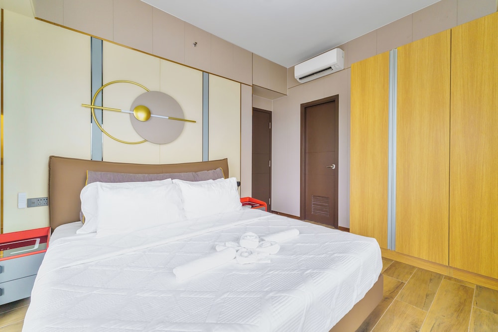 Grand Room