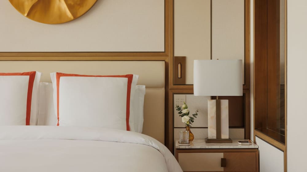 Ocean Family Room with Kids Club Access, Murphy Bed, Second Bathroom and Iconic Burj Al Arab Views photo 2