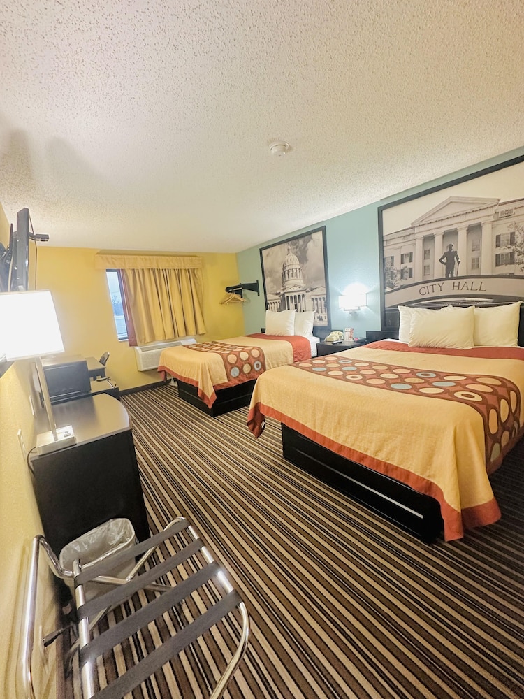 Standard Room, 2 Queen Beds - Photo 1