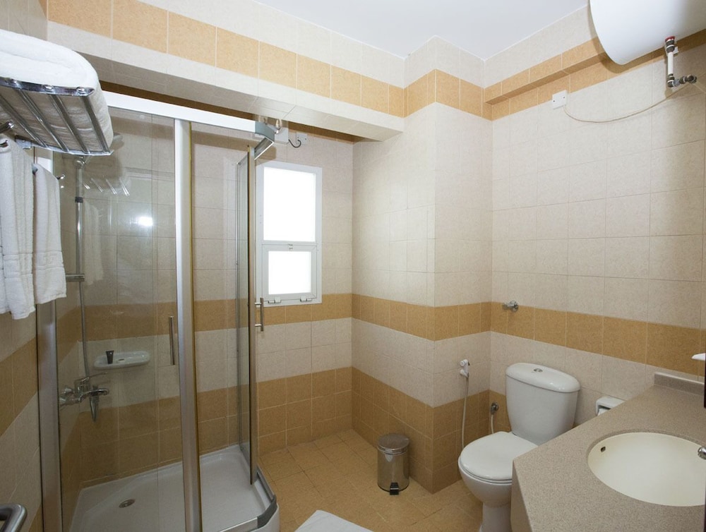 Standard Room, 2 Twin Beds - Photo 3