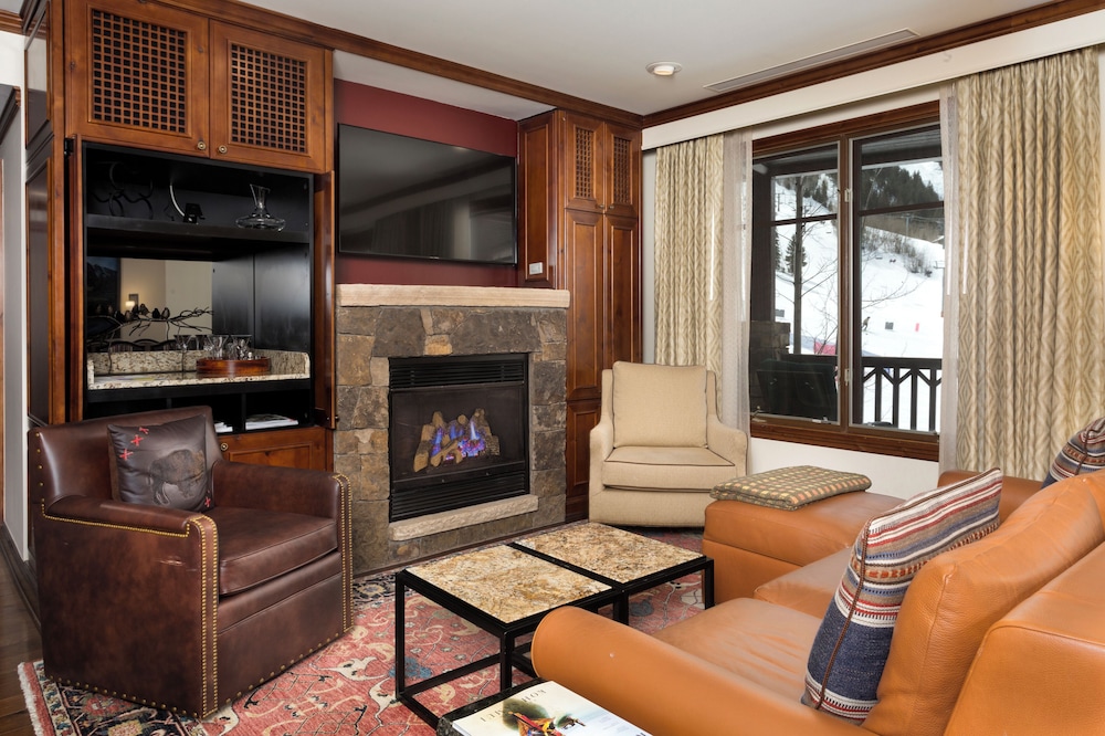 Luxury Apartment, 2 Bedrooms, Mountainside