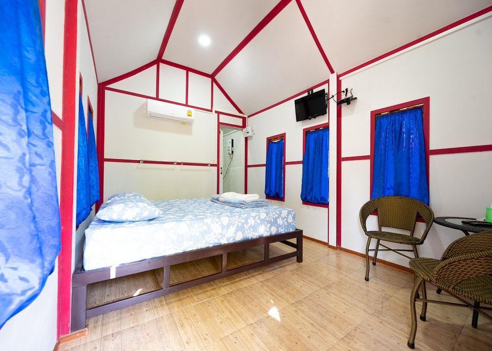 Standard Container Style - Photo 3