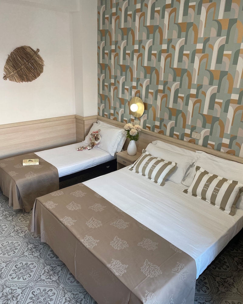 Economy Triple Room, 1 Bedroom, Partial Sea View - Photo 4