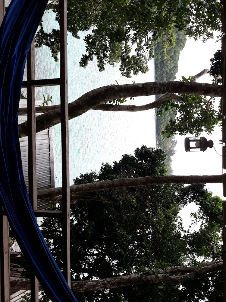 Deluxe Room, Garden View photo 3