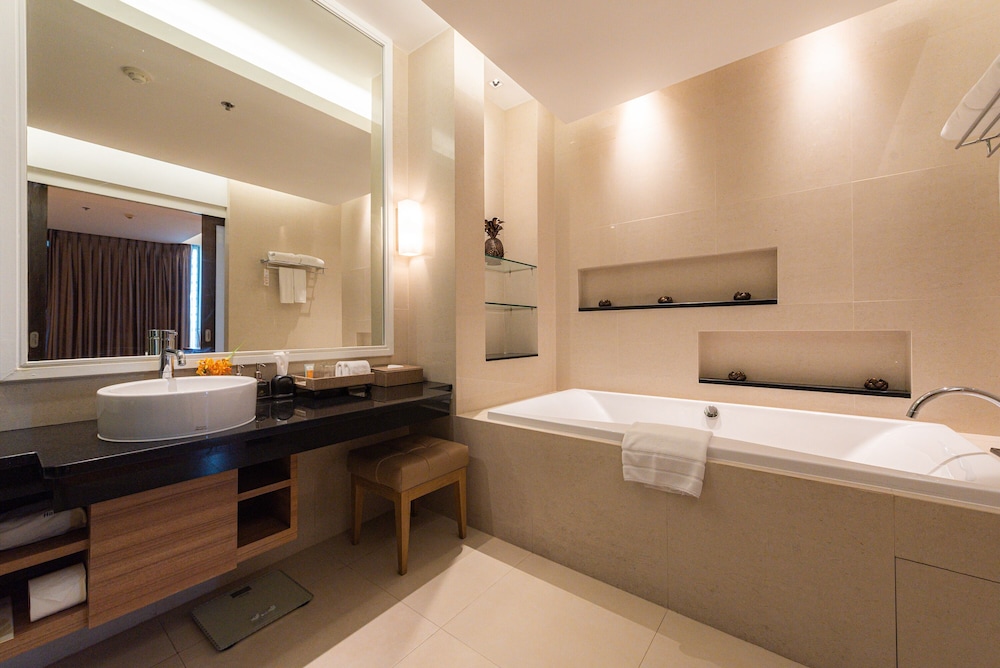 Executive Sky Suite - Free Suvarnabhumi Airport Transfer - Photo 16