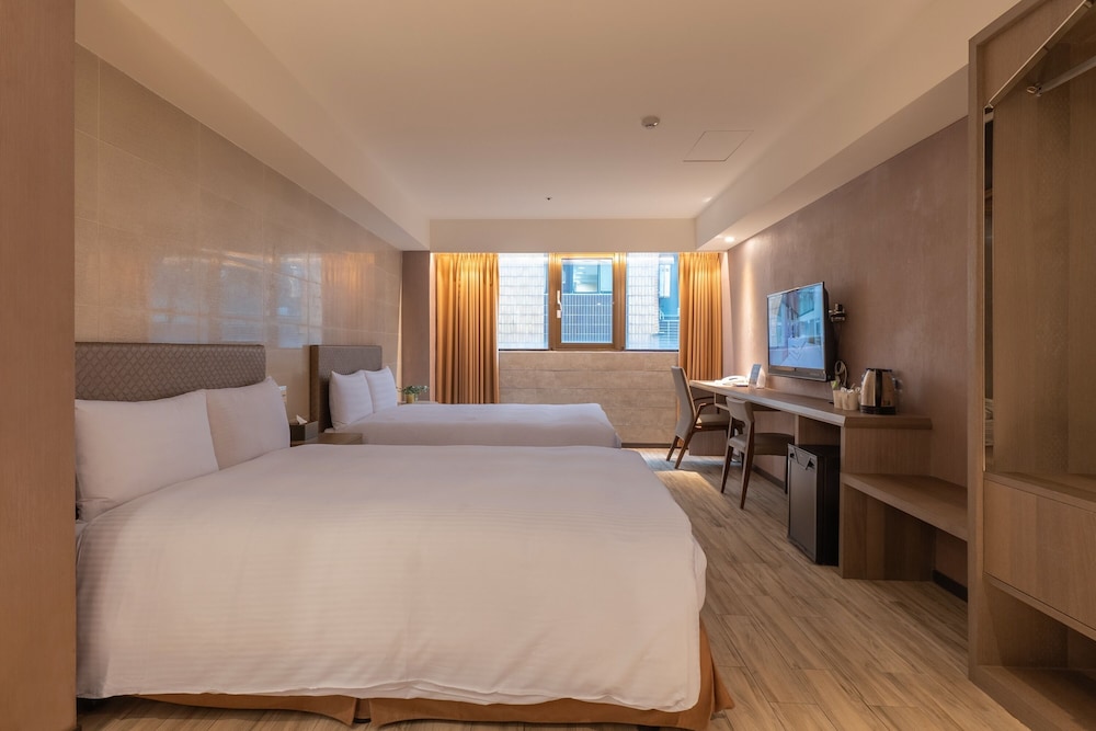 Superior Quadruple Room photo 2