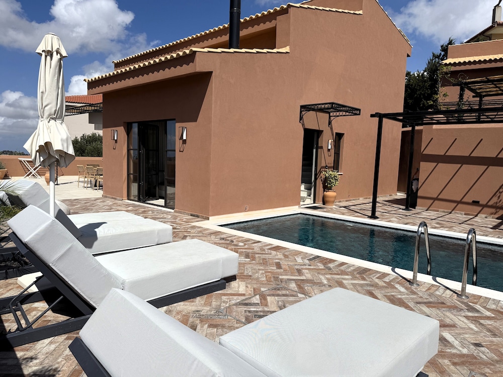 Villa with Heated Private Pool