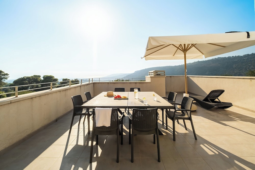 Suite, Mountain View photo 1