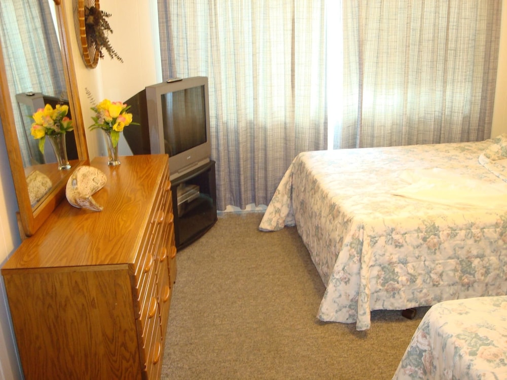 Condo, 2 Bedrooms