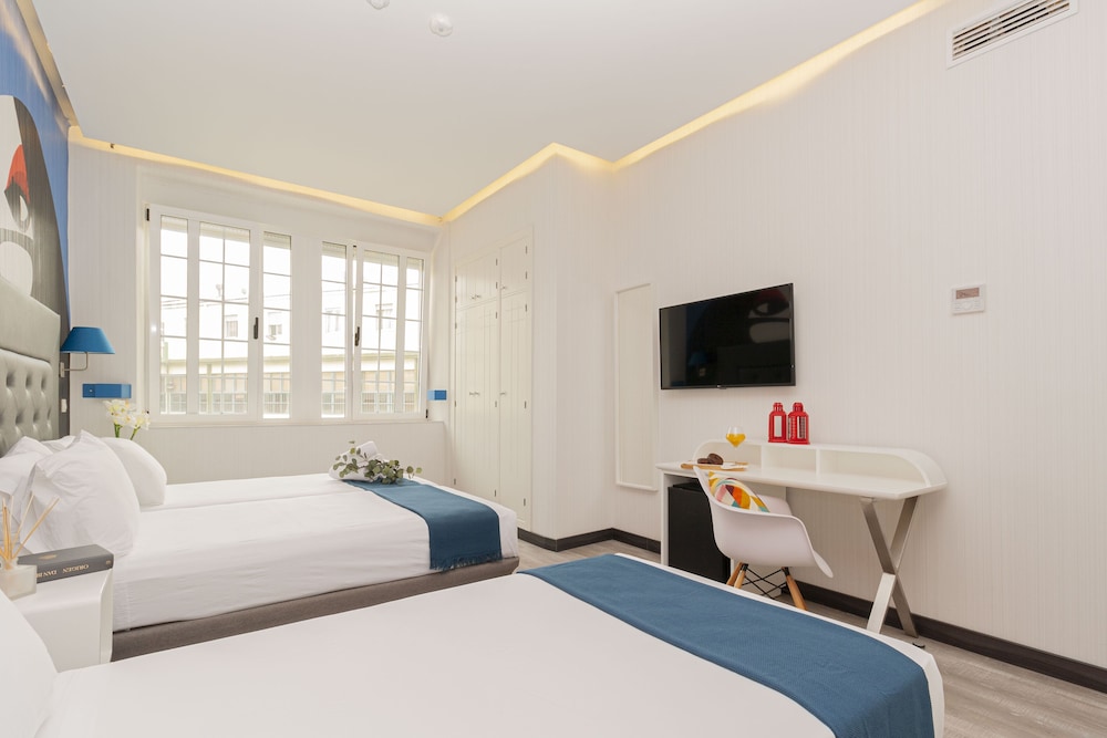 Comfort Triple Room photo 3