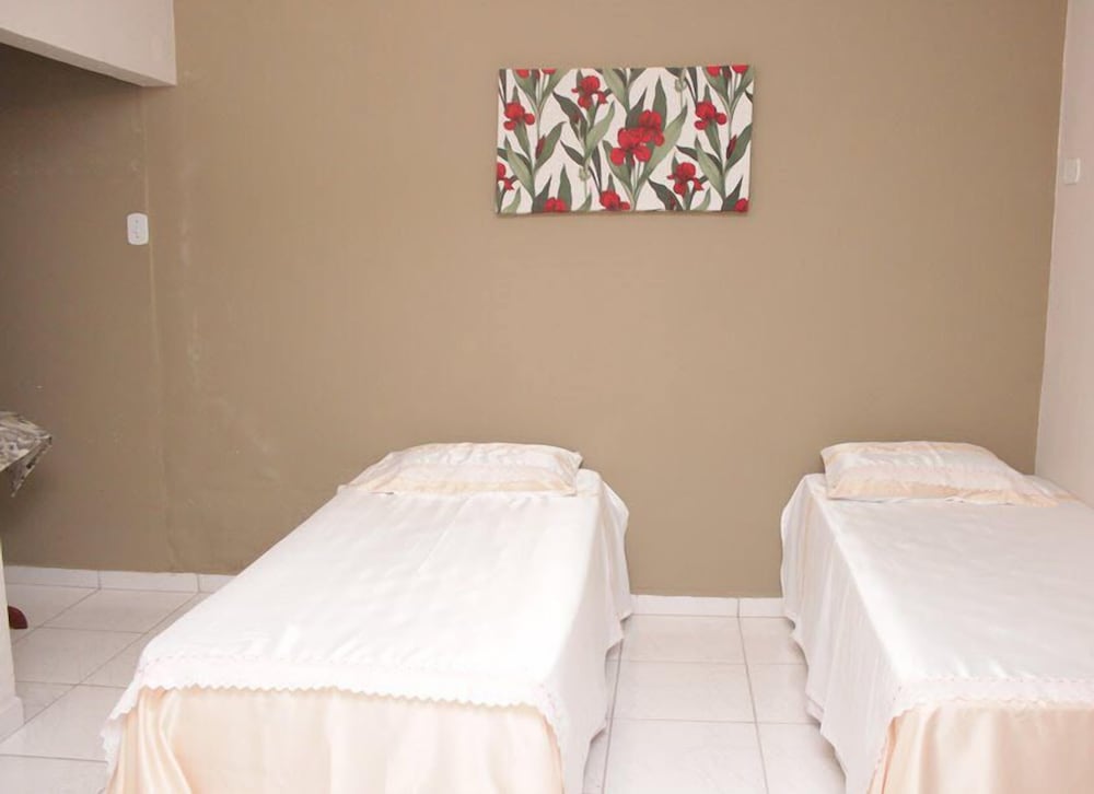 Standard Twin Room photo 2