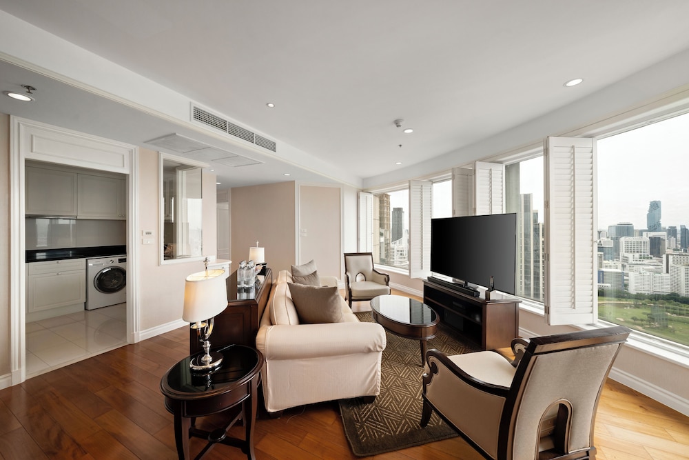 Three-Bedroom Residential Suite thumbnail 6