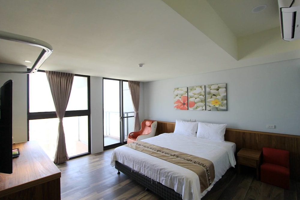 VIP Sea View Honeymoon Double Room photo 1