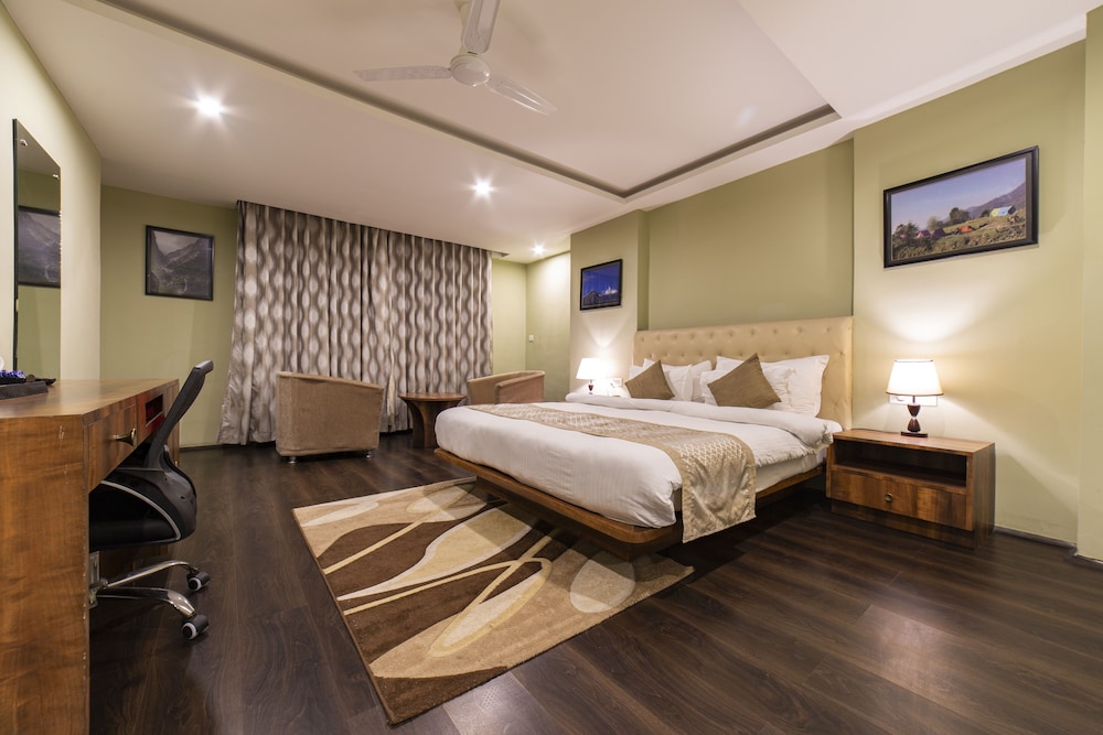 Club Room