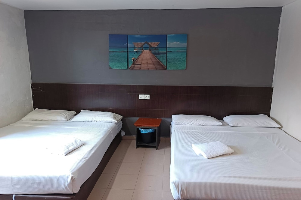 Family Quadruple Room photo 1