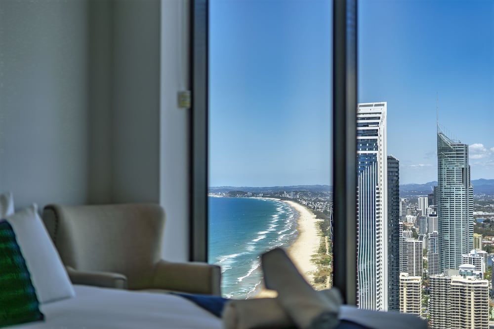 3 Bedroom Ocean View Apartment photo 2