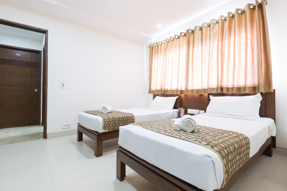 Standard Twin Room, 2 Twin Beds photo 3