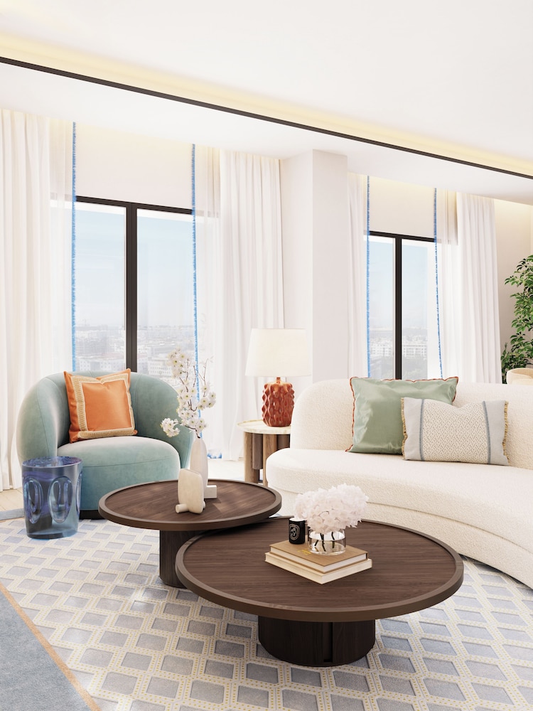 Suite (Prestige)