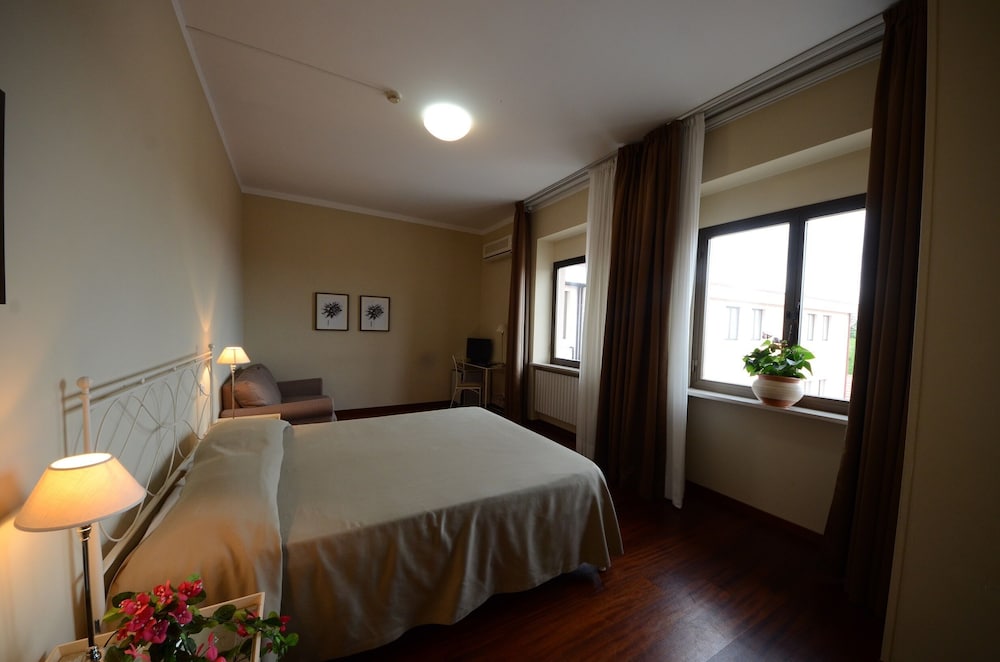 Business Double or Twin Room photo 2