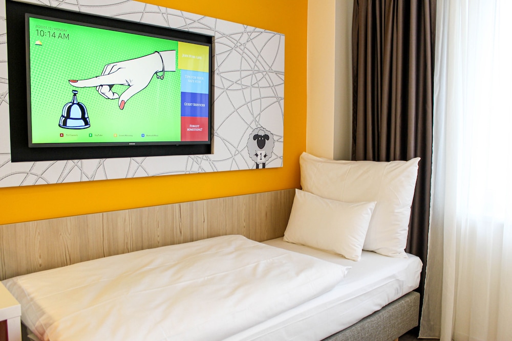Standard Room, 3 Twin Beds, Non Smoking - Photo 4