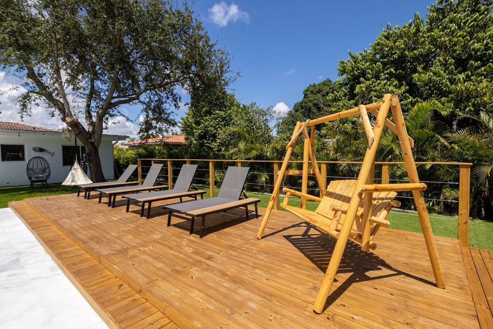 Fresh Luxe Villa w Heated Pool Grill Chill Spots, Billede 13
