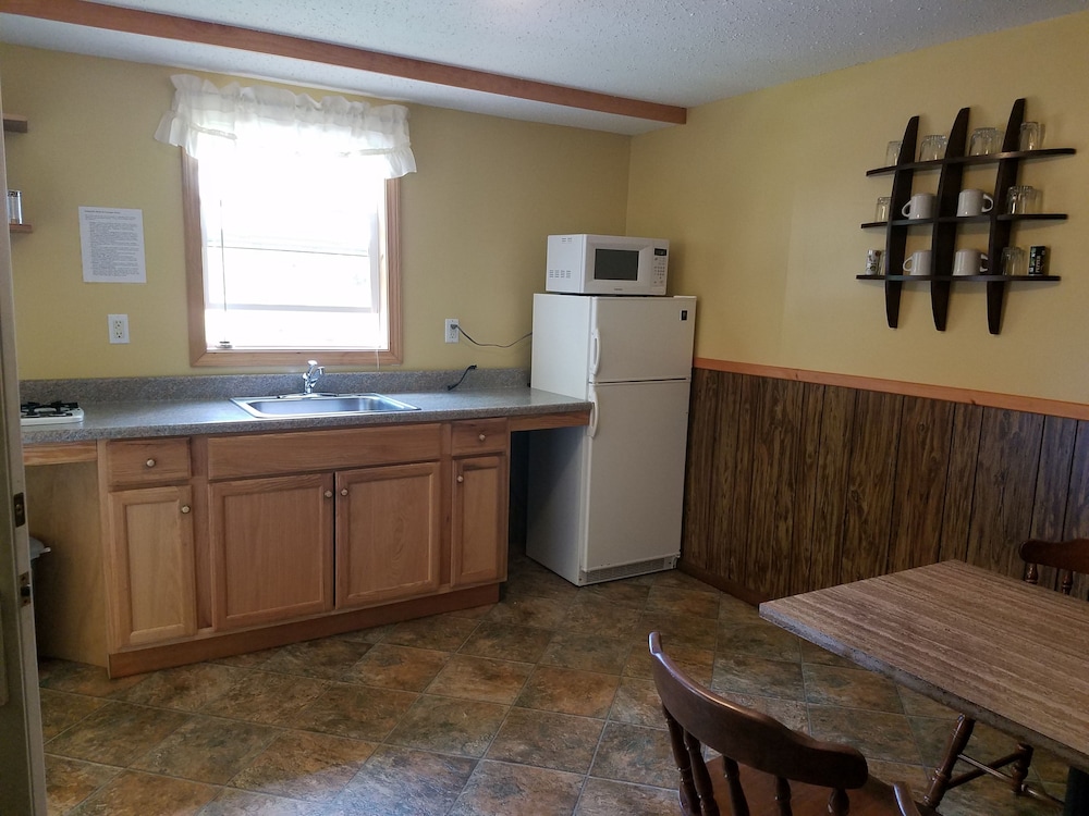 Classic Cottage, 2 Bedrooms, Kitchenette photo 3