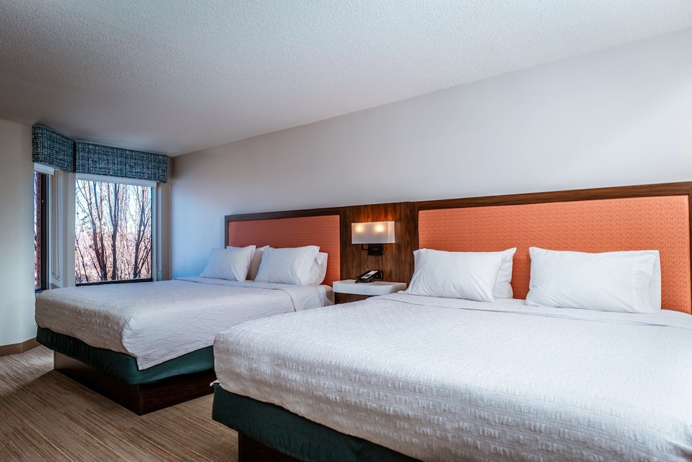 Suite, One King Bed, Non-Smoking - Photo 2