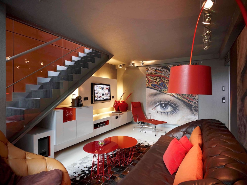 Suite, 1 King Bed (Prestige)