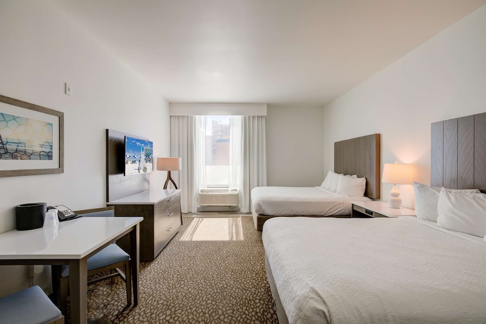 Standard Room, 2 Queen Beds, Refrigerator & Microwave photo 2