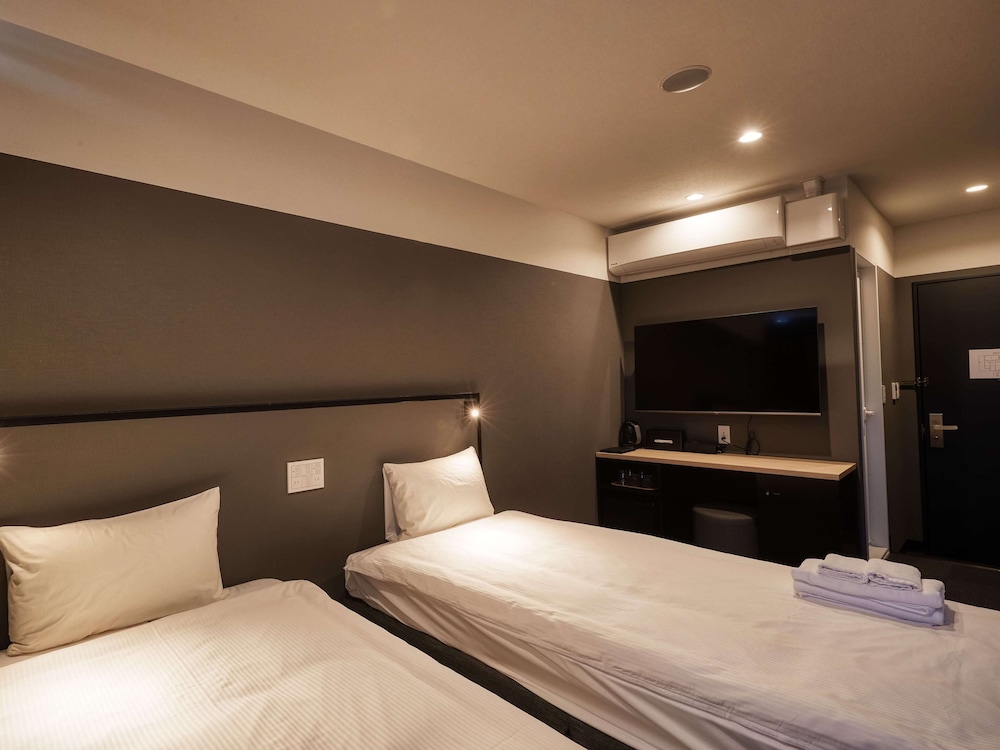 Standard Triple Room - Photo 5