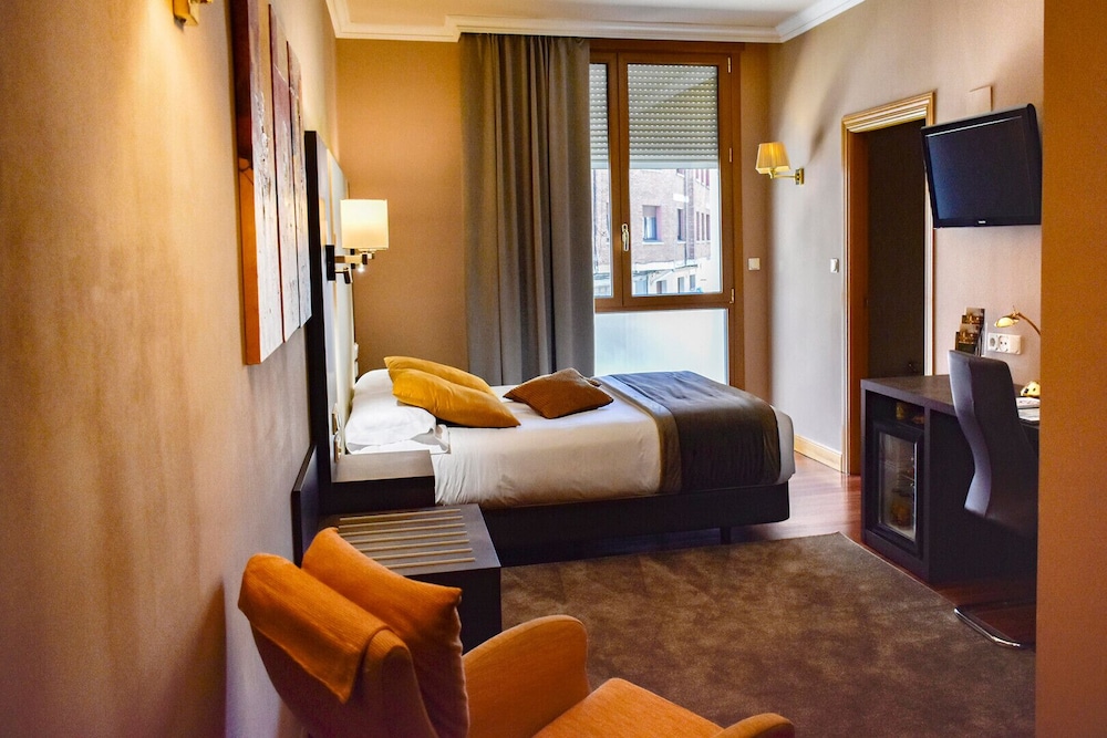 Standard Room photo 3