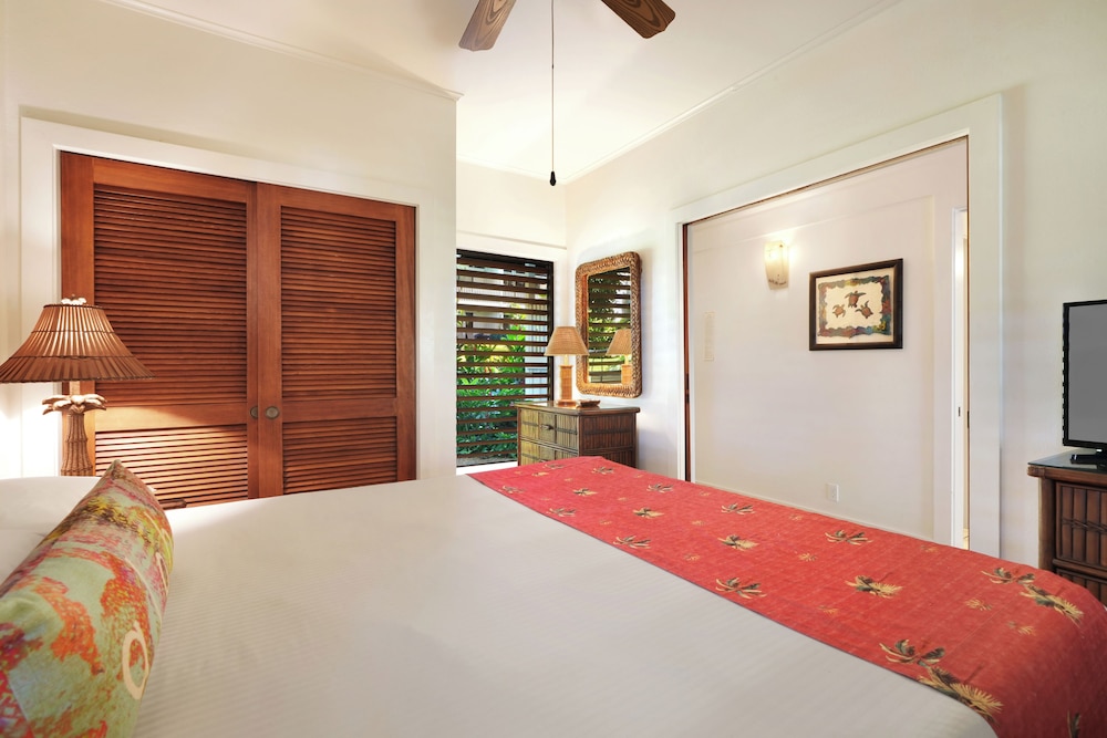 Royal Condo, 1 Bedroom, Garden View (Unit 232, 1 Bath) photo 2