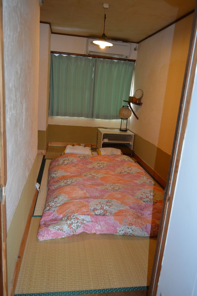 Basic Single Room (Winter) photo 2
