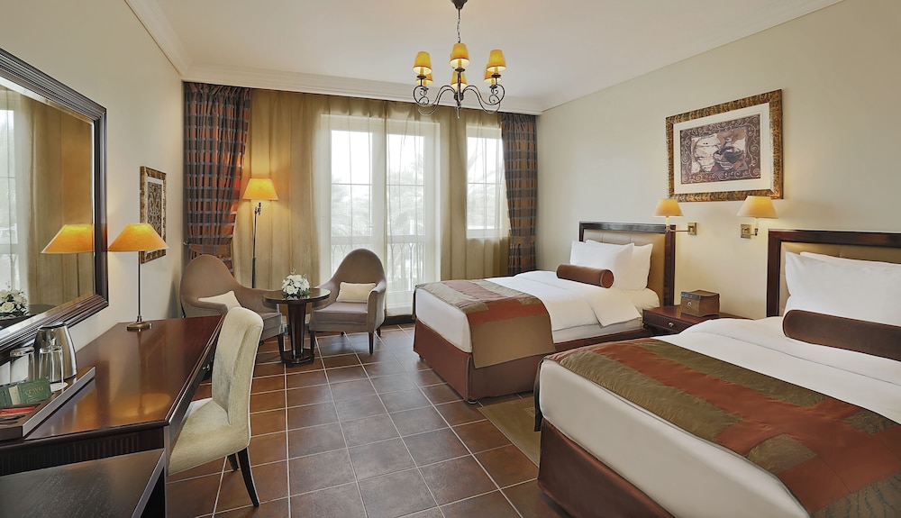 Deluxe Twin Room, 2 Twin Beds thumbnail 6