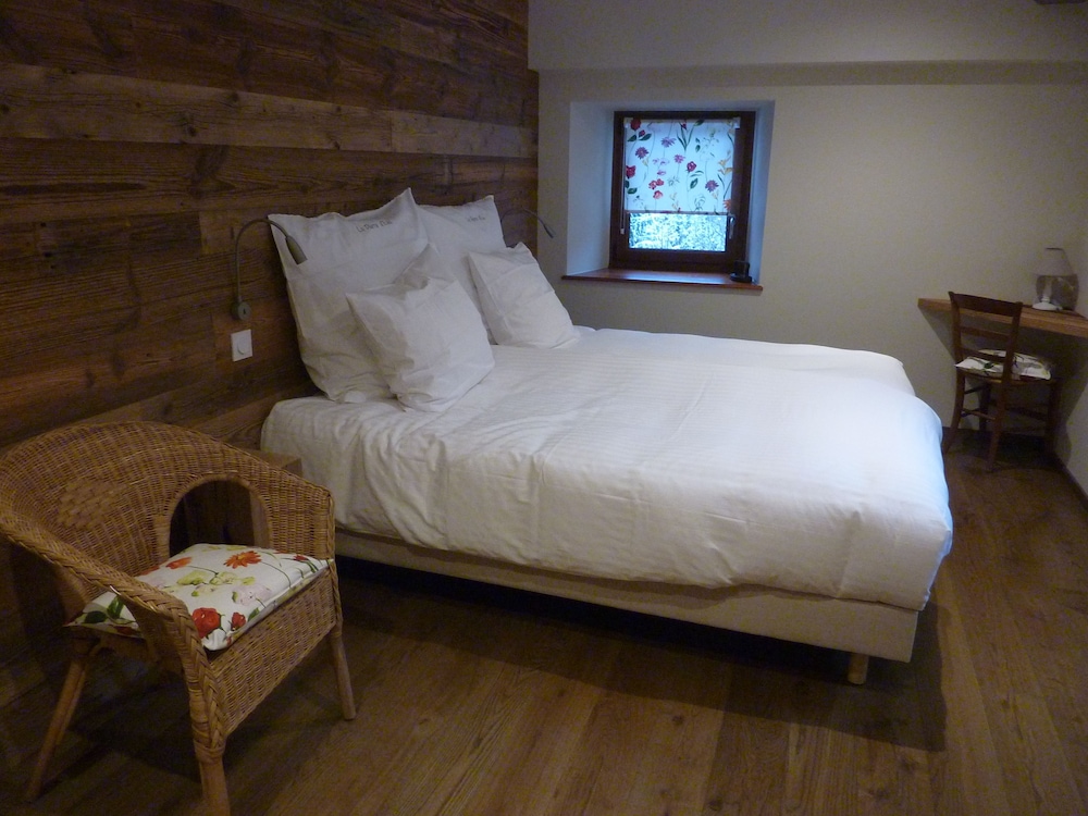 Double or Twin Room (Source) photo 1