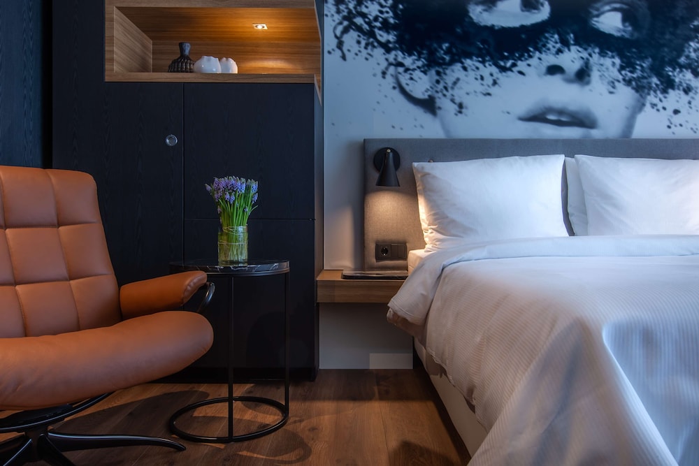 Junior Suite, Garden View - Photo 5